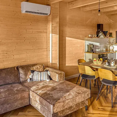 Casa de Férias 2 Bedroom Awesome In *